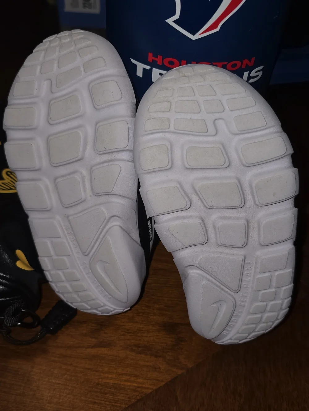 Nike Flex Runners